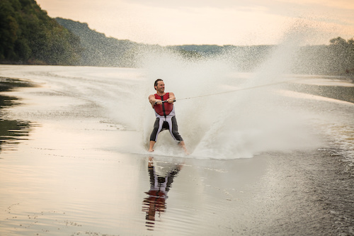 how to barefoot ski